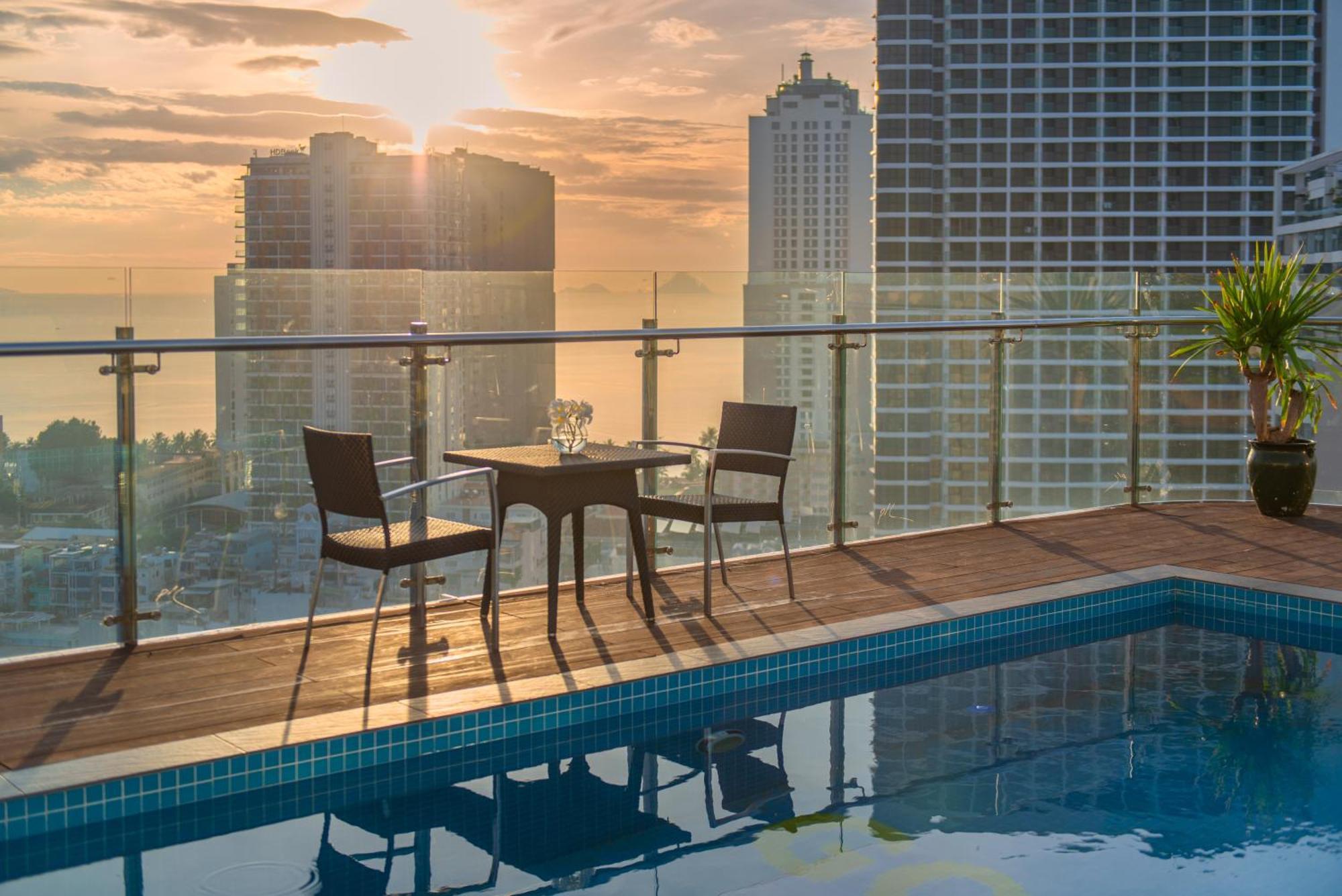 Khách sạn Bờ Biển Vàng - Gold Coast Hotel Nha Trang Extérieur photo