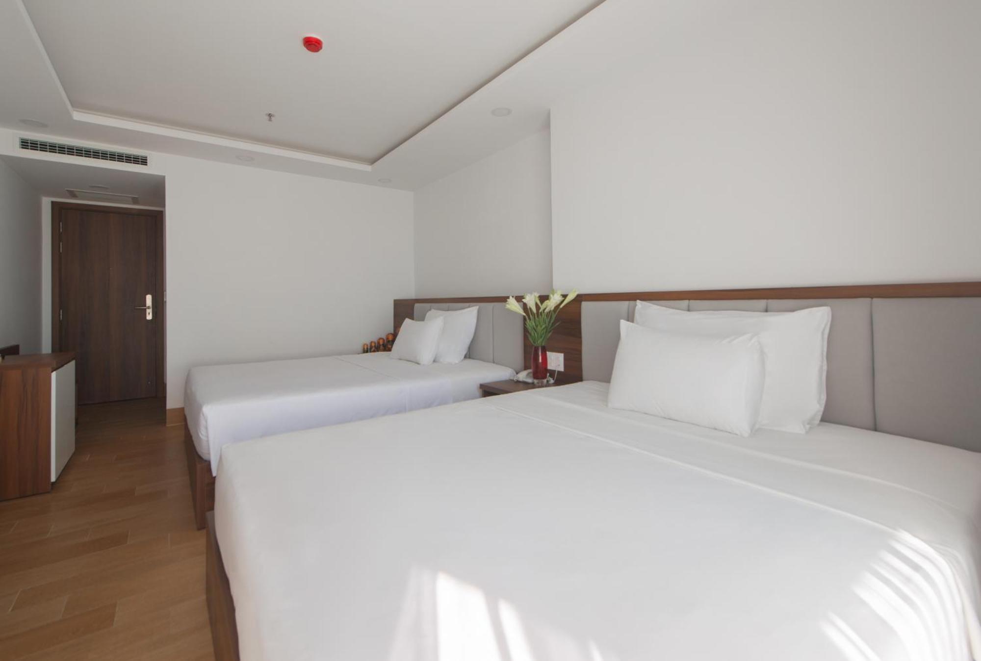 Khách sạn Bờ Biển Vàng - Gold Coast Hotel Nha Trang Extérieur photo