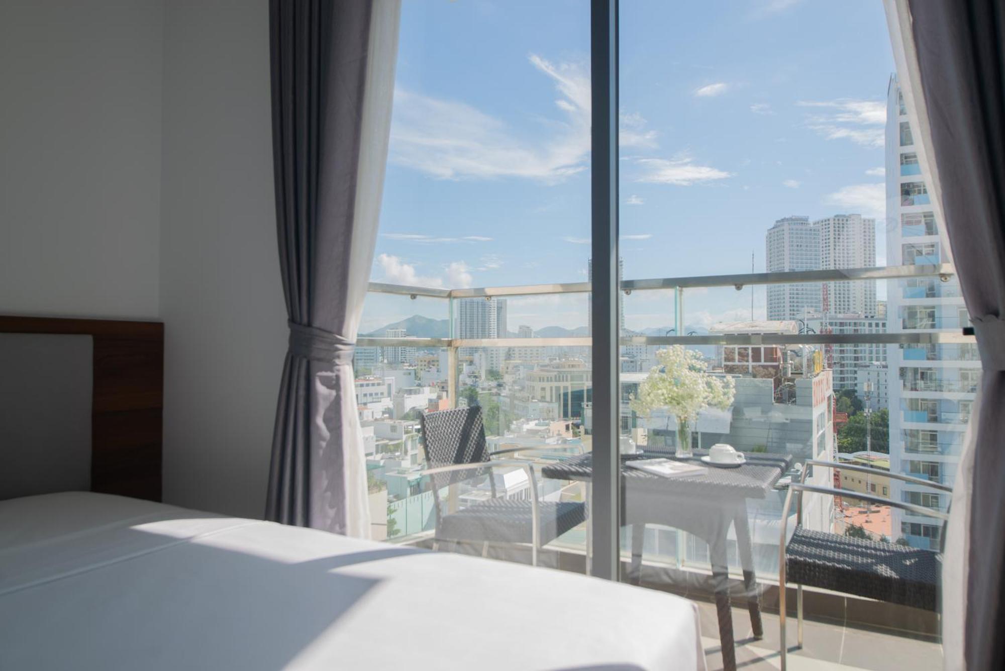 Khách sạn Bờ Biển Vàng - Gold Coast Hotel Nha Trang Extérieur photo