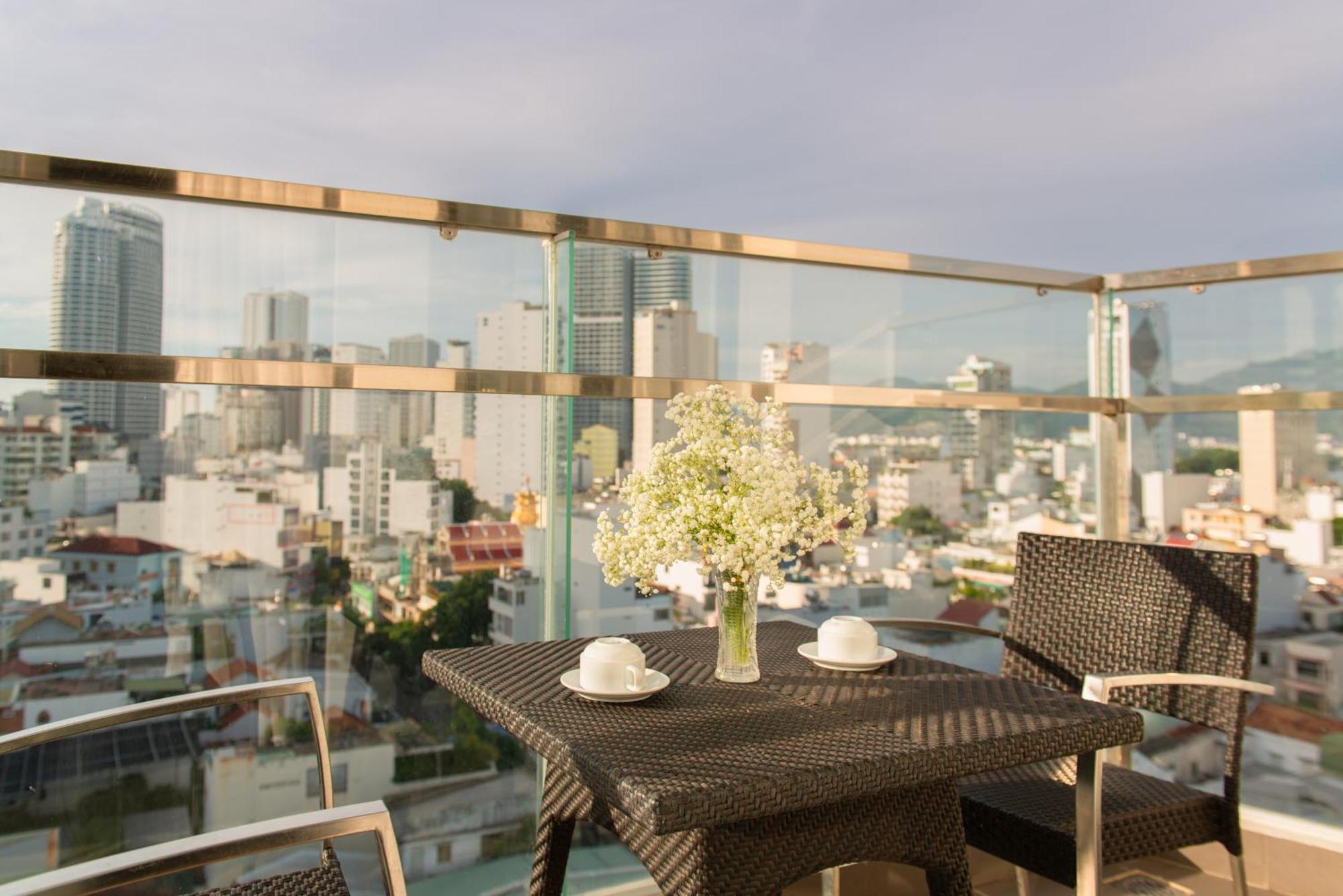 Khách sạn Bờ Biển Vàng - Gold Coast Hotel Nha Trang Extérieur photo