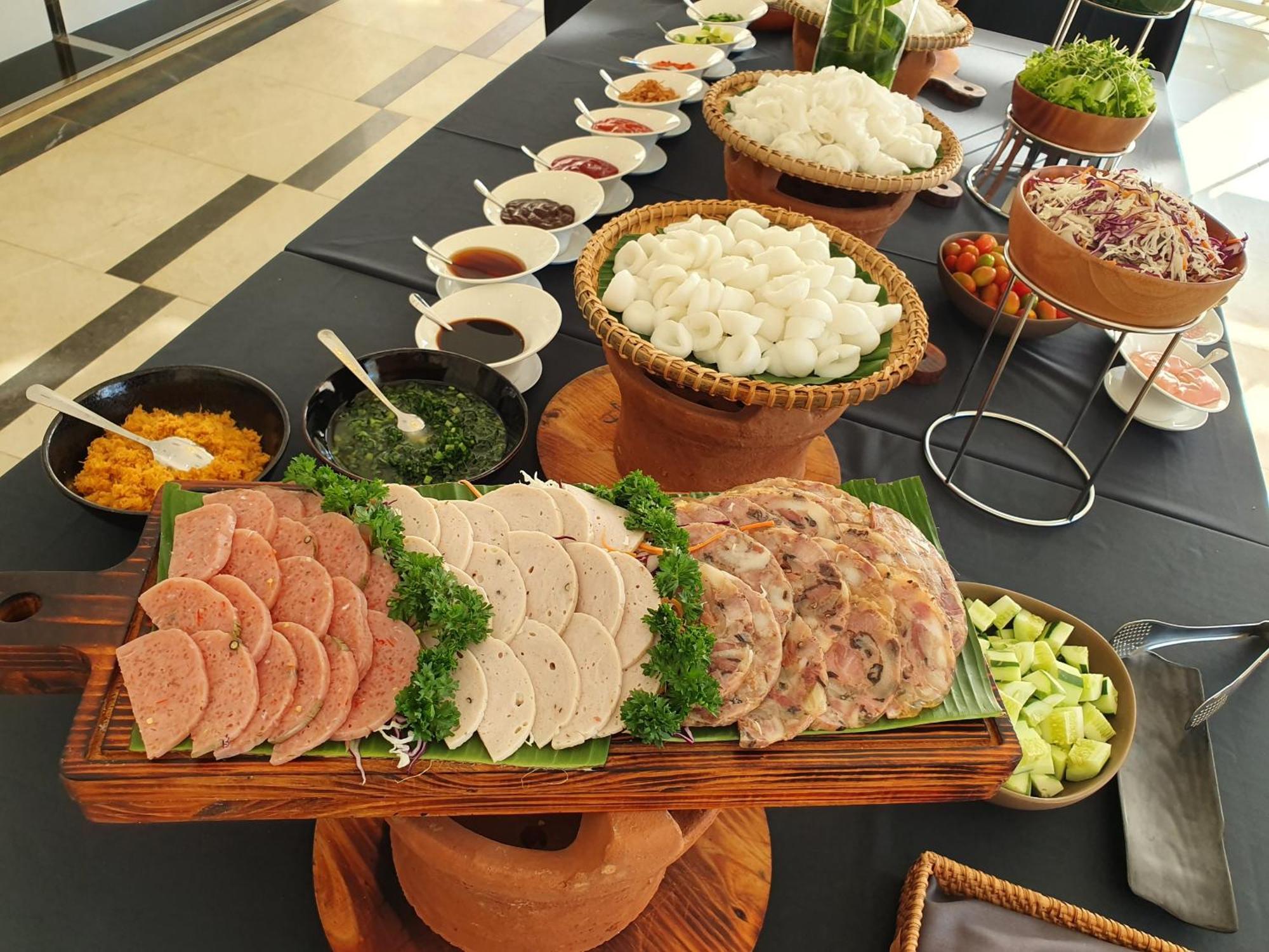 Khách sạn Bờ Biển Vàng - Gold Coast Hotel Nha Trang Extérieur photo